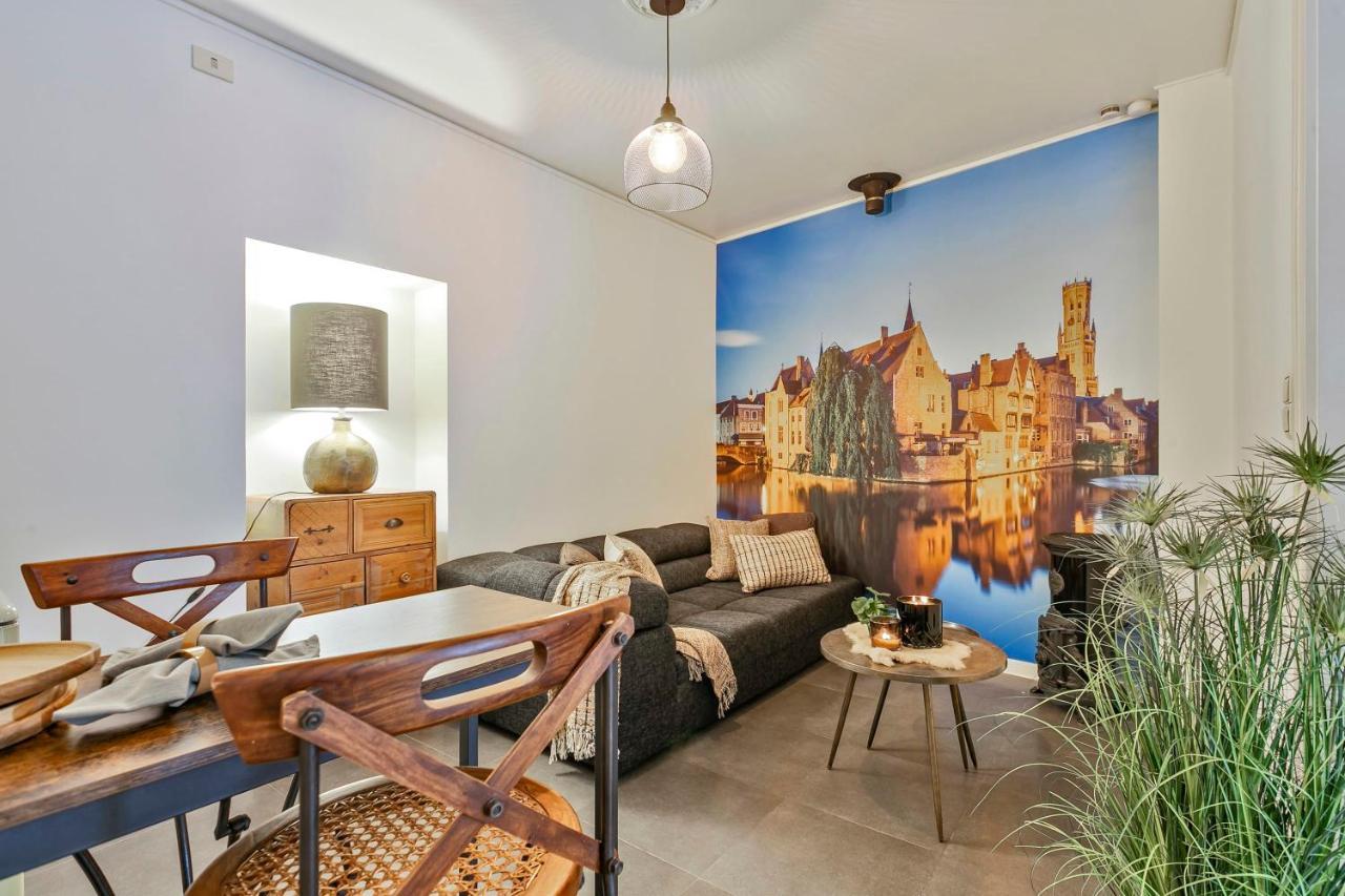Huswell - Charming Getaway In The Historical City Center Brugge Buitenkant foto