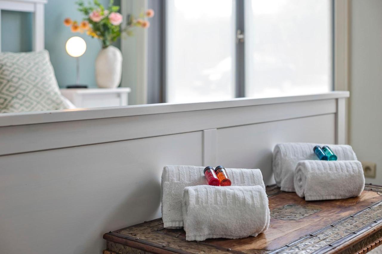 Huswell - Charming Getaway In The Historical City Center Brugge Buitenkant foto